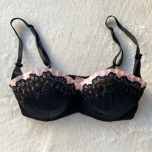 VTG Victoria's Secret Black Lace & Pink Pleated Ruffle Bra 34C Y2K Coquette Maid